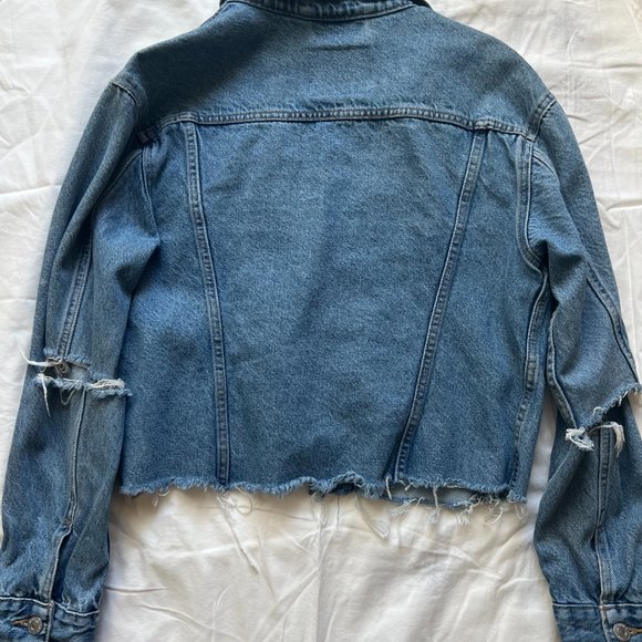 Distressed Levi's trucker jean denim jacket - Small - Picture 5 of 5